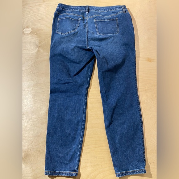 TORRID Trio Fit Skinny Jeans 16R-20R Limitl Stretch (KK) - Picture 9 of 10